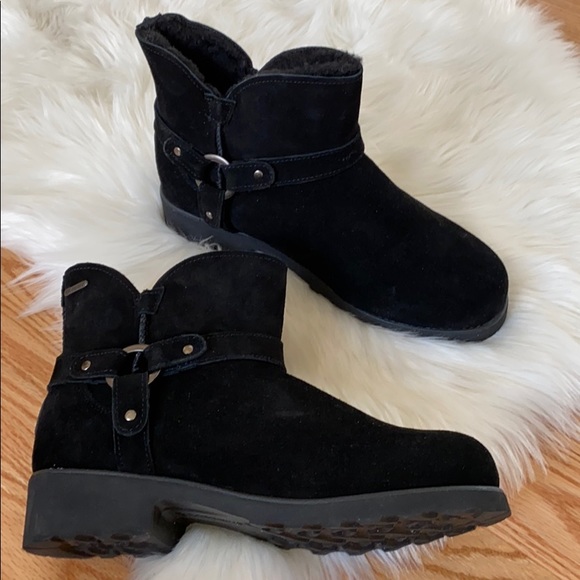 BearPaw | Shoes | Bearpaw Anna Booties 